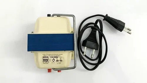 MANUMAG S.L. TRANSFORMER TWO-WAY 110V/220V 300VA