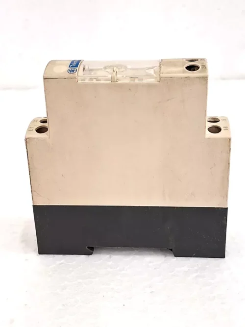 Telemecanique RM4TR32 Electric Industrial Relay - Image 4