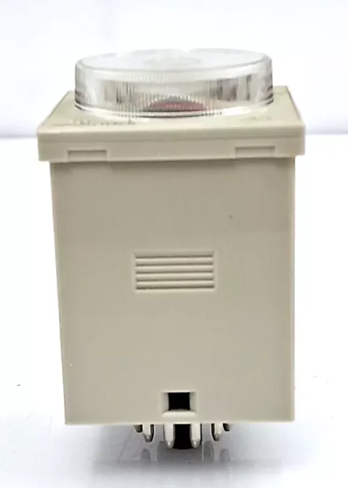 OMRON H3CR-A 100-240VAC TIMER - Image 8