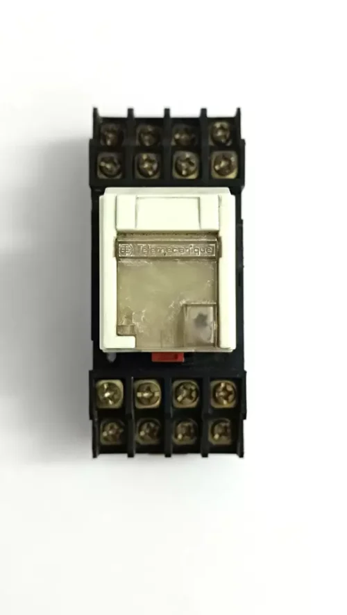 Telemecanique RHN-416 B RELAY - Image 3