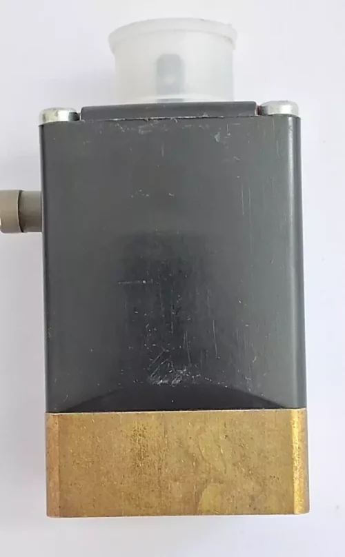 BURKERT 00138904 0330 F 3.0 solenoid valve - Image 6