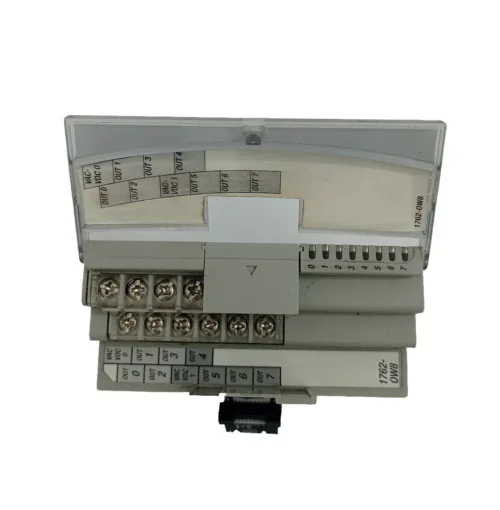 ALLEN BRADLEY MICROLOGIX 1762-OW8 REV. A RELAY OUTPUT MODULE - Image 6