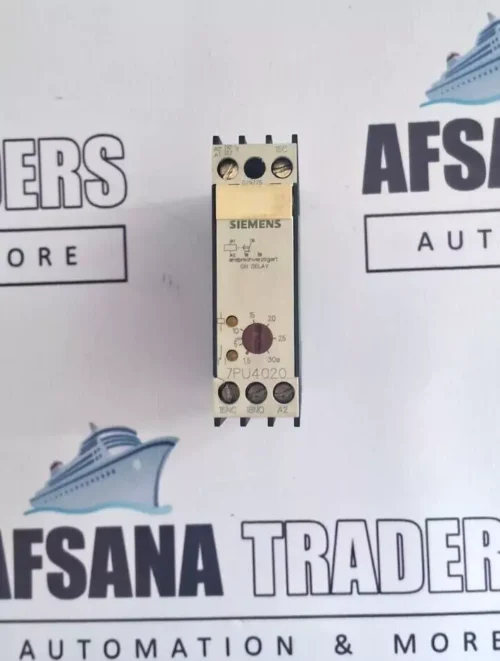 SIEMENS 7PU4020-2AJ20 TIME RELAY