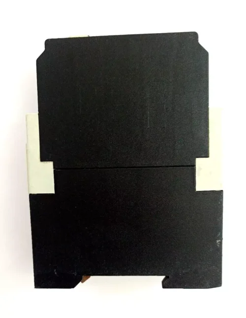 TELEMECANIQUE RE4 TL1 1BU TIME DELAY RELAY