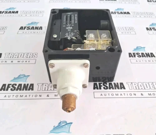 Danfoss rt200 pressure switch 3-85psig / 0.2-6 bar without cover - Image 5
