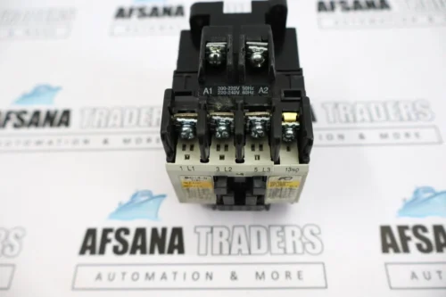 New c8201 fuji electric contactor w/ breakage sc-4-0 sc19aa “slightly cracked - Image 4
