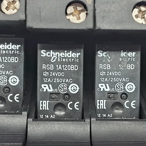 SCHNEIDER ELECTRIC | RSB 1A120BD | RSZE1S35M | RELAY WITH SOCKET - Image 9