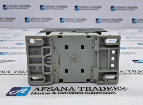 HYUNDAI | UMC 32 | UAB 13 | AUX. CONTACT BLOCK WITH CONTACTOR - Image 6