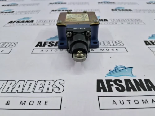 Telemecanique xckl102 limit switch 500v 3a 6kV - Image 4