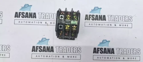 fuji electric src50-2u/x 100-110v 50,60hz 4a 2b auxiliary relay - Image 4