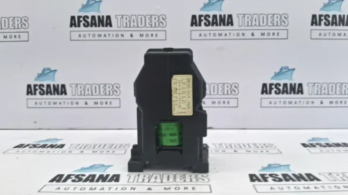 fuji electric src50-2u/x 100-110v 50,60hz 4a 2b auxiliary relay - Image 6