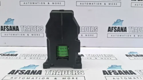 fuji electric src50-2u/x 100-110v 50,60hz 4a 2b auxiliary relay - Image 8