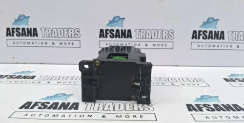 fuji electric src50-2u/x 100-110v 50,60hz 4a 2b auxiliary relay - Image 9