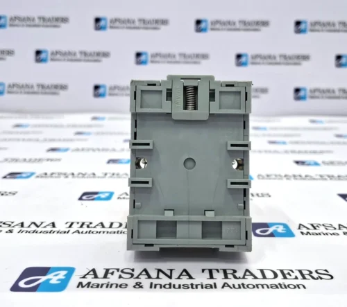 IDEC | SR3P-05C | 10A 300V | 24VDC | RELAY WITH BASE - Image 8