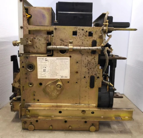 HYUNDAI | HAT 06 | 630A | 3POLE | AIR CIRCUIT BREAKER - Image 6