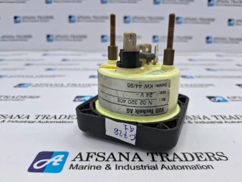 VDO | N 20 320 405 | 24V | 44/95KW | METER - Image 4