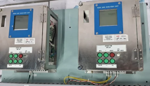 KOMYO KITAGAWA FMA-231UR INFLAMMABLE GAS ALARM SYSTEM/NDIR GAS ANYLZER WITHSPARE - Image 17
