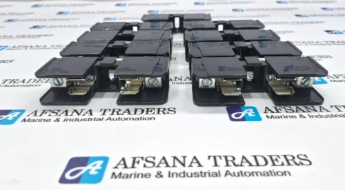LOT OF 9X LITTELFUSE | L60030M-1C | 600V-30A | FUSE HOLDER - Image 10