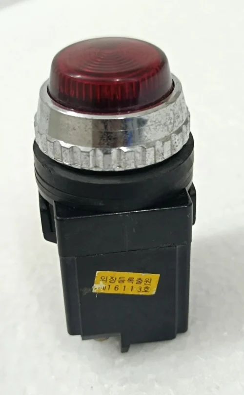 YONGSUNG ELECTRIC YSPL3-11 P.V 100/100V 50/60Hz LAMP 6.3V 1W