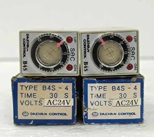 DAEHAN B4S-4 TIMER 0 TO 30 SEC LOT OF 2X