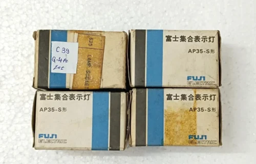 FUJI ELECTRIC AP35-S COMMAND BUTTON HEAD LOT OF 4X