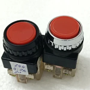 YONGSUNG ELECTRIC YS P13-11 250V 6A PUSH BUTTON RED 2X LOT