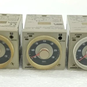 OMRON H3CR-A 0 TO 30 SEC TIMER 100/240 VAC 50/60Hz 3X LOT