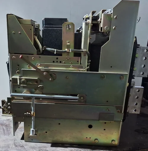 TERASAKI AH-40C 4000A AIR CIRCUIT BREAKER AC 550V 100KA 3 POLES WITH UVT - Image 16