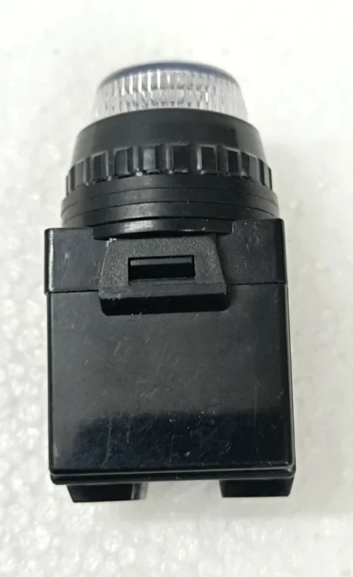 YONGSUNG ELECTRIC YSPL3-T44A P.V 440V S.V 5.5V 60Hz LAMP 6.3V 1W CAP COLOR WHITE - Image 3