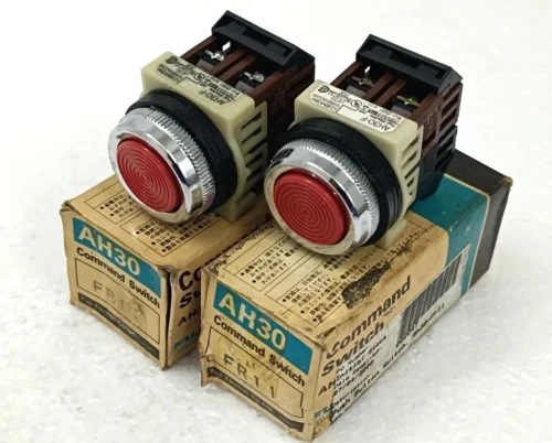 FUJI ELECTRIC AH30 FR11 250V 6A COMMAND SWITCH 2X LOT
