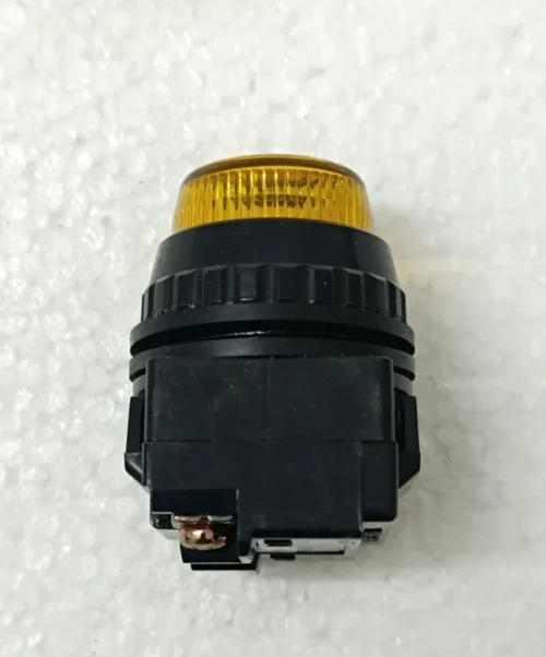 YONGSUNG ELECTRIC YSPL3-06A PILOT LAMP ROUND INDICATOR LIGHT CAP COLOR YELLO 10X - Image 9