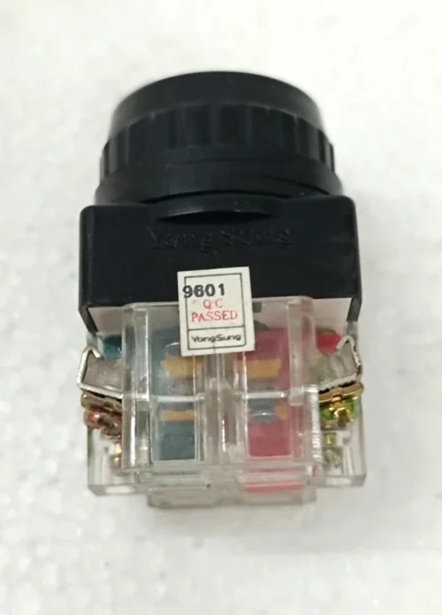 10X LOT YONGSUNG ELECTRIC YSP 13-11 AC 250V 6A PUSH BUTTON SWITCH CAP COLOR RED - Image 6