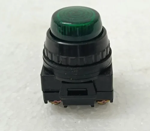 8X LOT YONGSUNG ELECTRIC YSPL3-06A VOLTAGE 6.3V1W CAP COLOR GREEN - Image 6