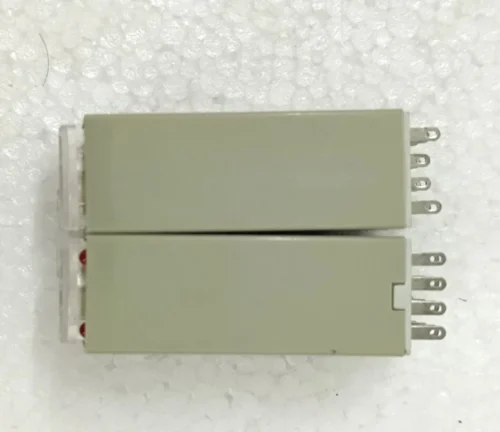DAEHAN B4S-4 TIMER 0 TO 30 SEC LOT OF 2X - Image 3