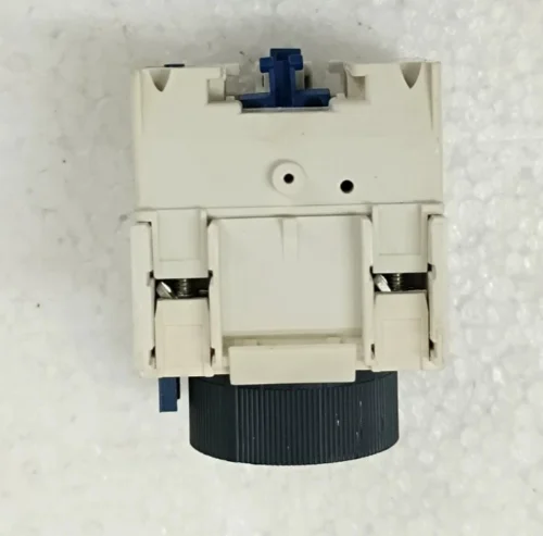 SCHNEIDER LADT2 TIME DELAY BLOCK - Image 5