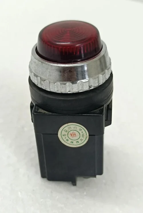 YONGSUNG ELECTRIC YSPL3-11 P.V 100/100V 50/60Hz LAMP 6.3V 1W - Image 5