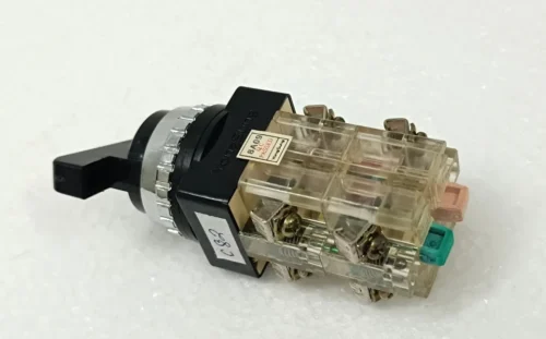 YONGSUNG ELECTRIC YS R3-211 250V 6A ROTARY SELECTOR SWITCH - Image 3
