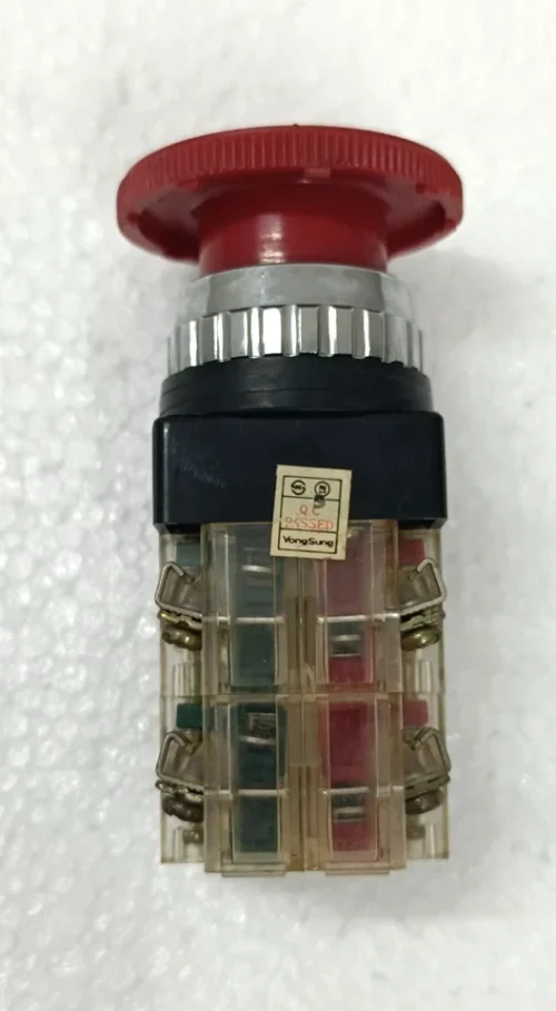 YONGSUNG ELECTRIC YS SEP334-22RA 250V 6A PUSH LOCK & TURN RESET SWITCH - Image 4