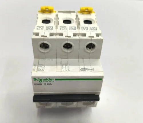 SCHNEIDER ELECTRIC IC60N C 25A MINIATURE CIRCUIT BREAKER 3POLE - Image 4