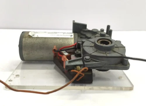 DUNKERMOTOREN GR 53X30 SERVO MOTOR 47.2W 2.29S 4700R/MIN - Image 4