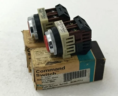 FUJI ELECTRIC AH30 FR11 250V 6A COMMAND SWITCH 2X LOT - Image 2