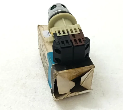 FUJI ELECTRIC L2G11E LAMP 30V 2W COMMAND SWITCH - Image 7