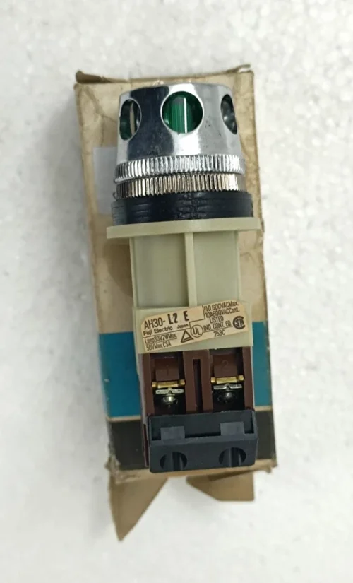 FUJI ELECTRIC L2G11E LAMP 30V 2W COMMAND SWITCH - Image 3