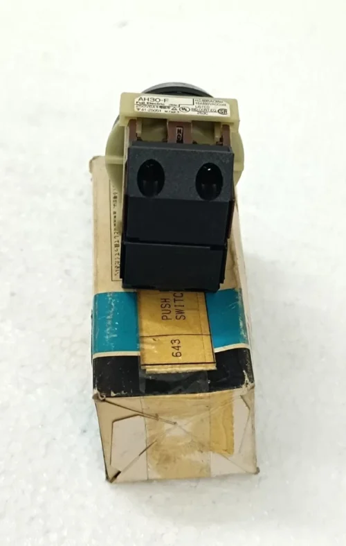 FUJI ELECTRIC AH30-FG11 250V 6A COMMAND SWITCH - Image 6