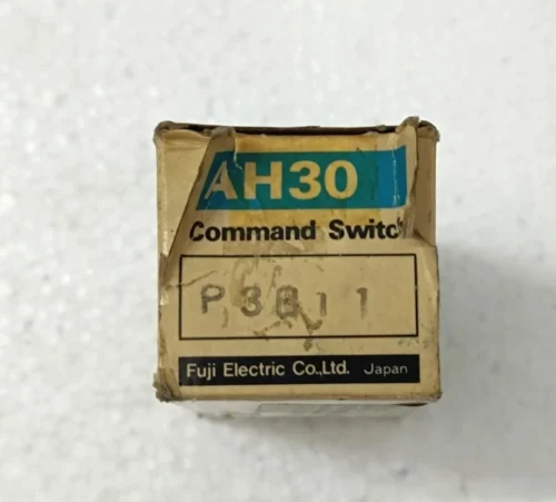 FUJI ELECTRIC AH30-P3B11 250V 6A COMMAND SWITCH - Image 4