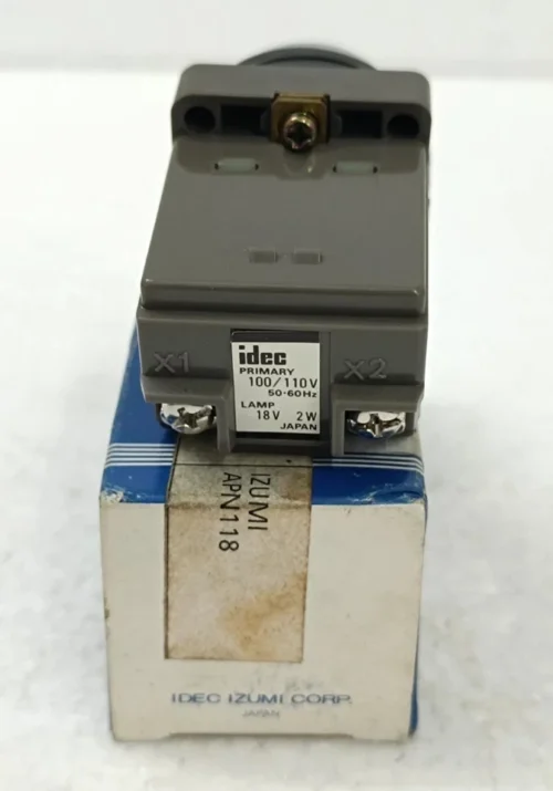 IDEC IZUMI CORP APN118 LAMP 18V 2W CONTROL UNIT - Image 5