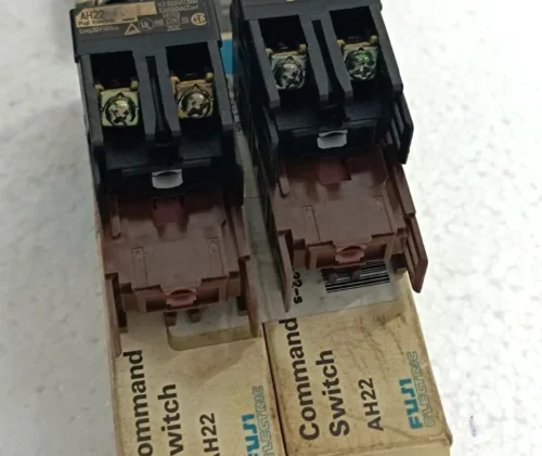 FUJI ELECTRIC AH22-SFLW11E LAMP30V1W COMMAND SWITCH 2X LOT - Image 12